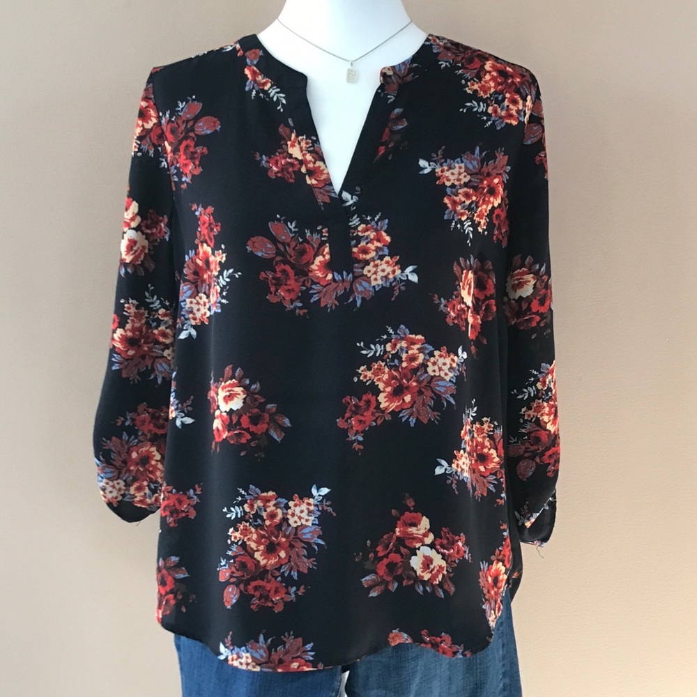Daniel Rainn black floral 3/4 sleeve top Size PM